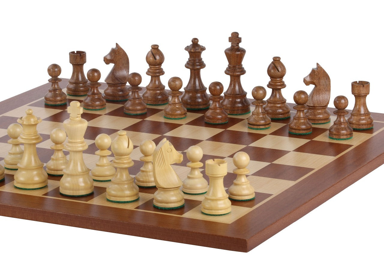 Échiquier en marqueterie de bois d'acajou et sycomore  + Pièces d'échecs Timeless Acacia - Ensemble de taille 6 - Échiquier en marqueterie de bois d'acajou et sycomore  + Pièces d'échecs Timeless Acacia - Ensemble de taille 6